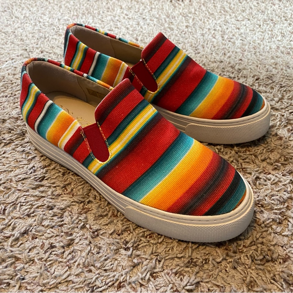 COPY - Ariat SERAPE platform shoes